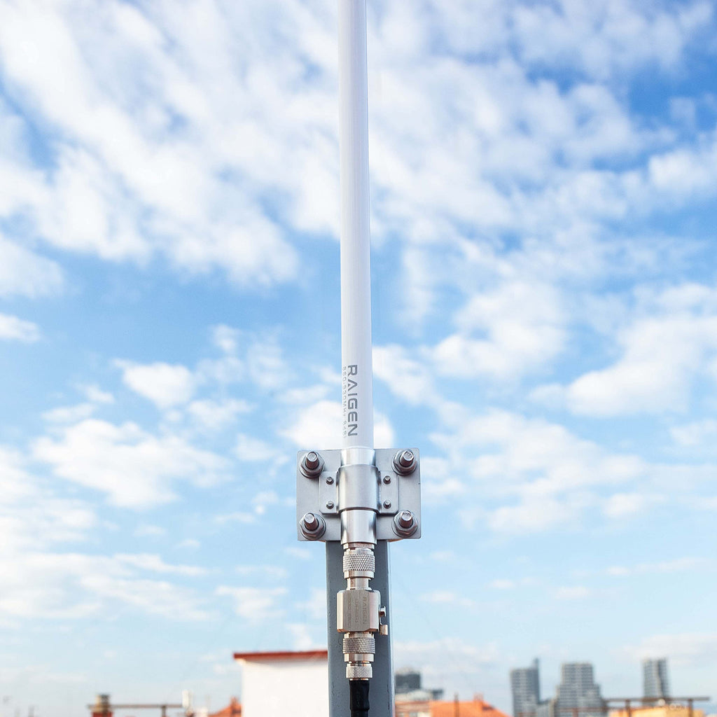 915 MHz Omni-Directional Antenna 43.3in with Lightning Arrestor E843306